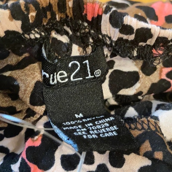 Leopard Print Mini Dress - Picture 4 of 9